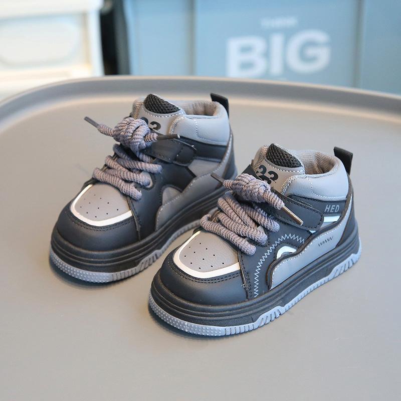 Children's sports shoes 2025 spring and autumn new boys' casual board shoes high-top girls' bread shoes soft-soled baby shoes