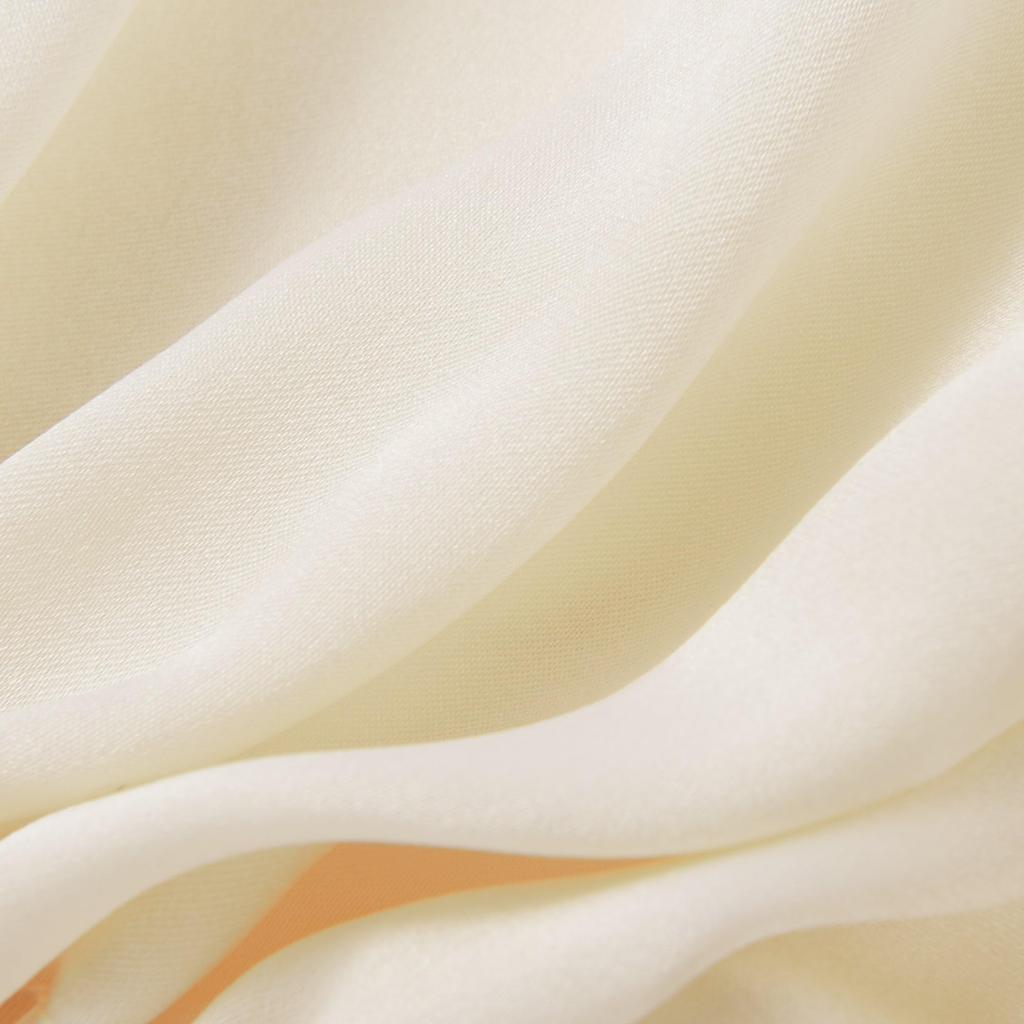 Francfranc Silk Ivory Nightcap, Short,