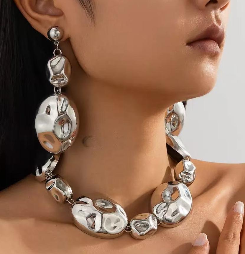 Trendy Clavicle Jewelry Set: Shiny Metal Pleated Earrings, Bracelet, Necklace & Pendant
