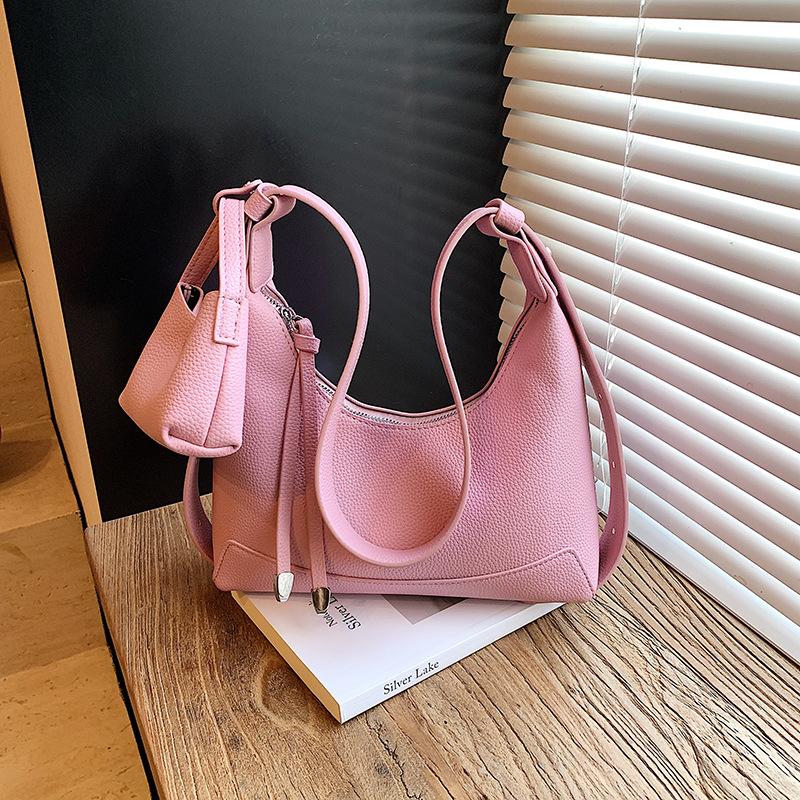 Retro high-end underarm commuter bag women's 2025 new simple wide shoulder strap one-shoulder crossbody bag free coin purse