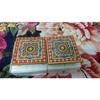 Intrikat Floral Painted Marble Chowki (10,2 cm x 10,2 cm x 2,55 cm, sett med 2, flerfarget)