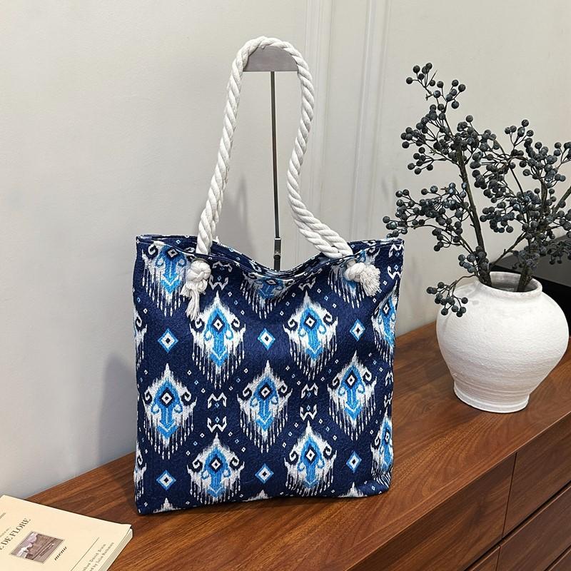 Ethnic style canvas shoulder bag Adlais pattern new large capacity bag Ethnic style tote bag