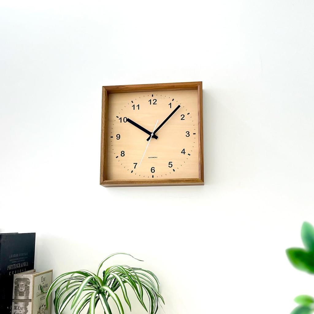 KATOMOKU kwadratowy zegar orzechowy zegar ścienny z płynącą sekundą radio km-38WARCS wskazówka, ok.. 25,7 cm (Zegar SKP)