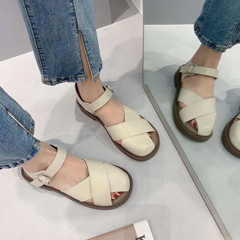 Baotou sandals women's summer 2025 new platform beach Roman shoes fairy with skirt pig cage shoes flat single shoes