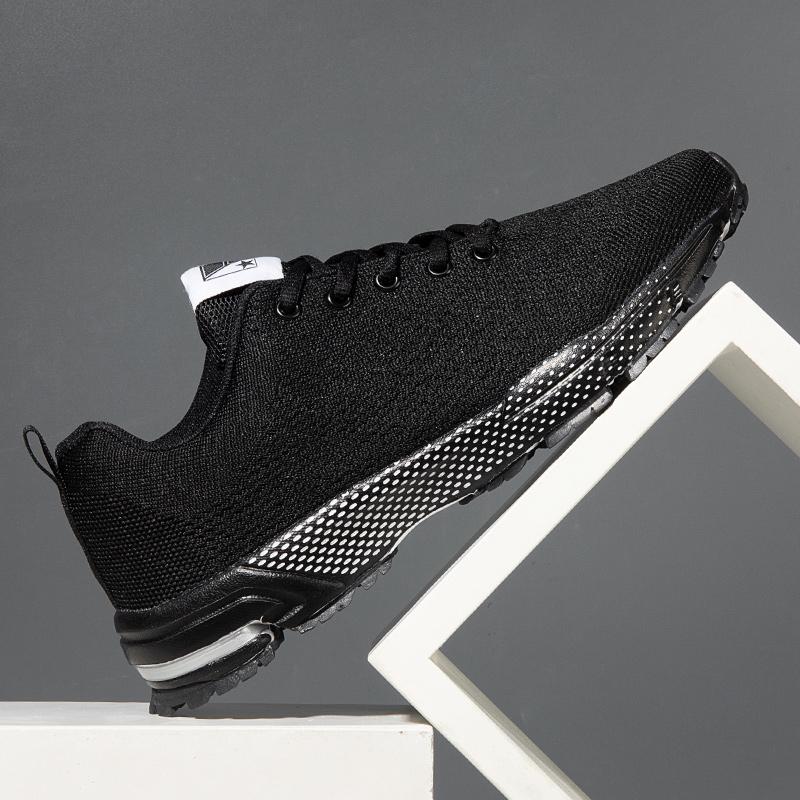 Lightweight Large Size Flying Line Running Shoes Fashion Mesh Flyknit Breathable Casual Outdoor Sneakers