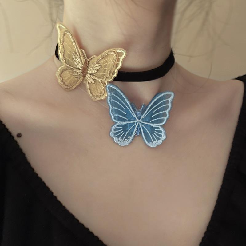 Internet celebrity handmade blue butterfly neck chain gentle girl heart sweet necklace retro high sense temperament necklace