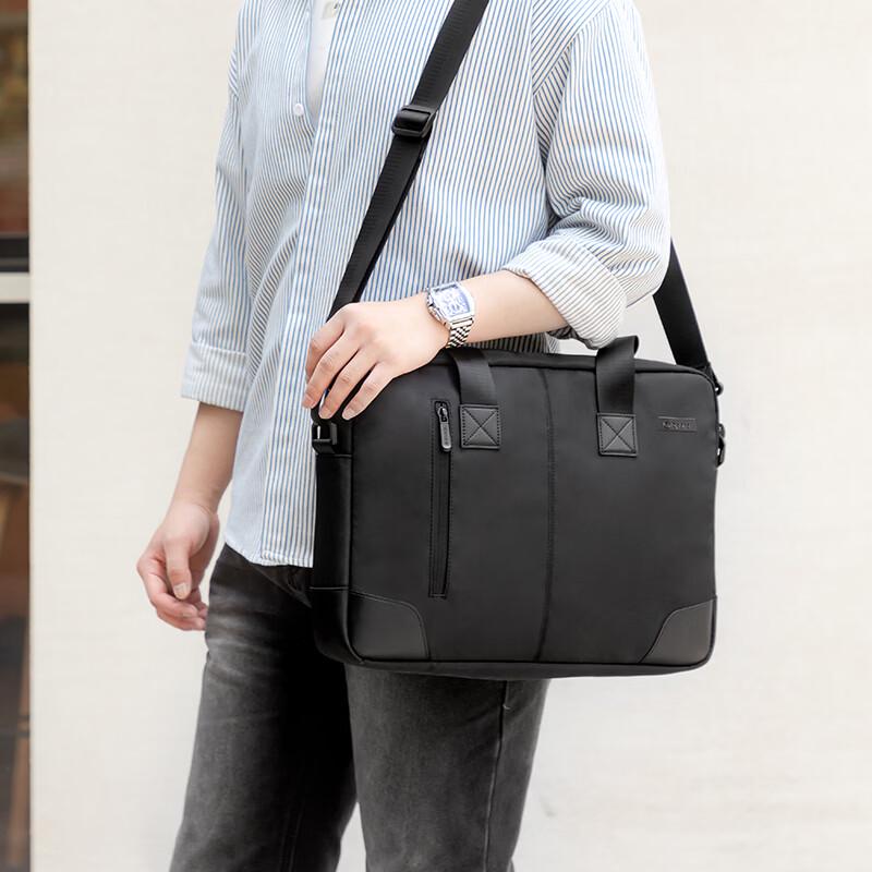 

Diplomat Business Laptop Bag