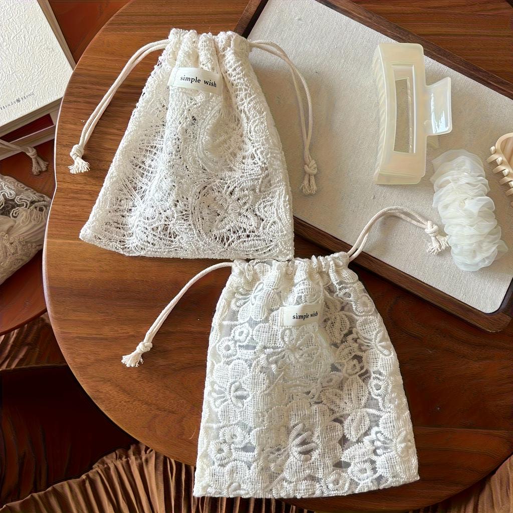 Vintage Lace Embroidered Travel Drawstring Storage Bag Pouch, Fabric Organizer, Cosmetic Bag, Sanitary Pad Storage Bag, Cable Earphone Organizer