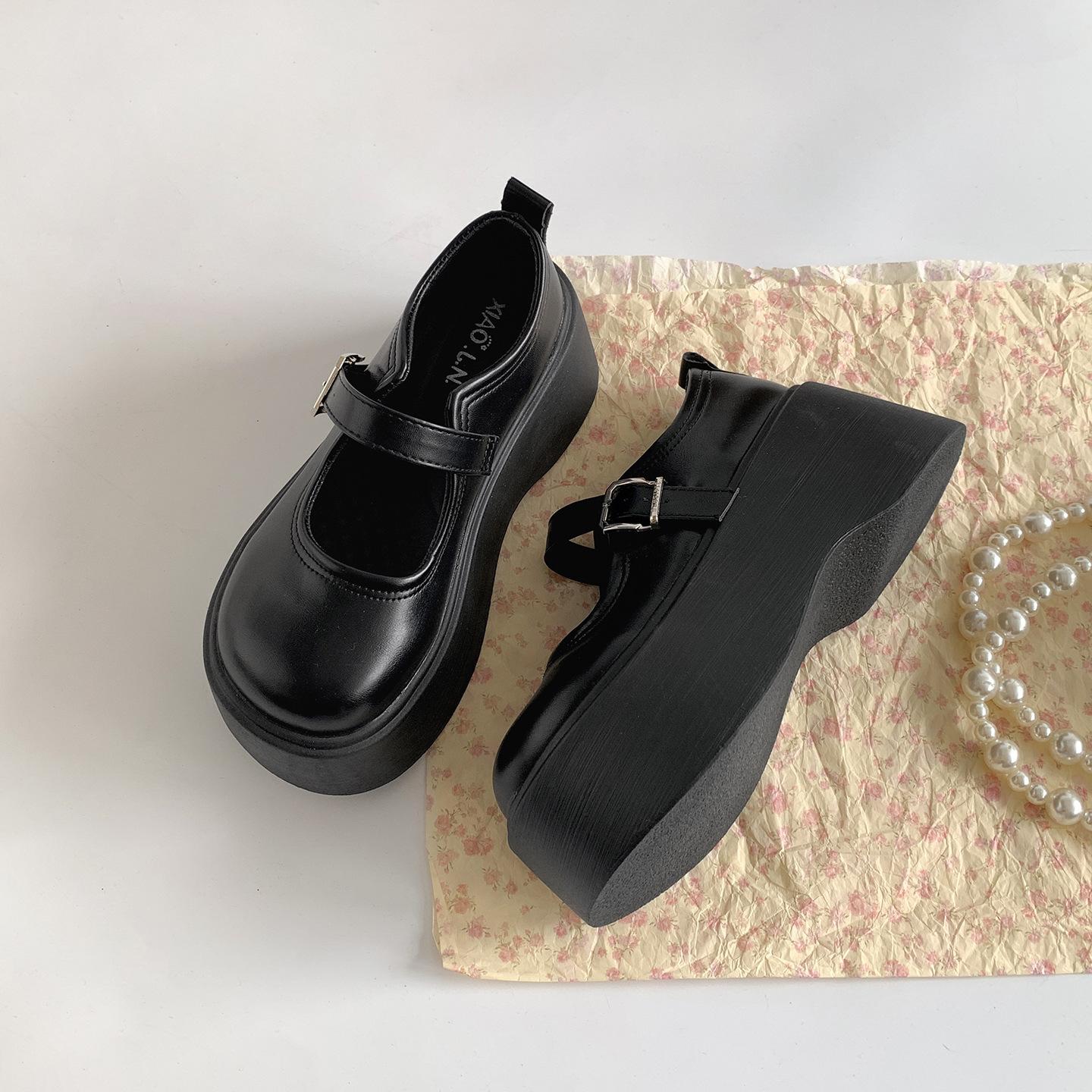 

Black French British style small man thick-soled small leather shoes women s 2025 new summer JK shallow mouth Mary Jane single shoes 39