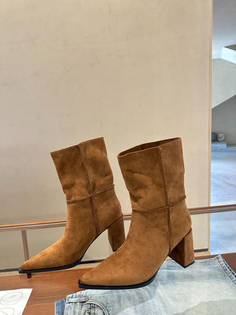 2025 autumn and winter new pointed thick heel high heel temperament French fashion women's short boots suede temperament women's boots
