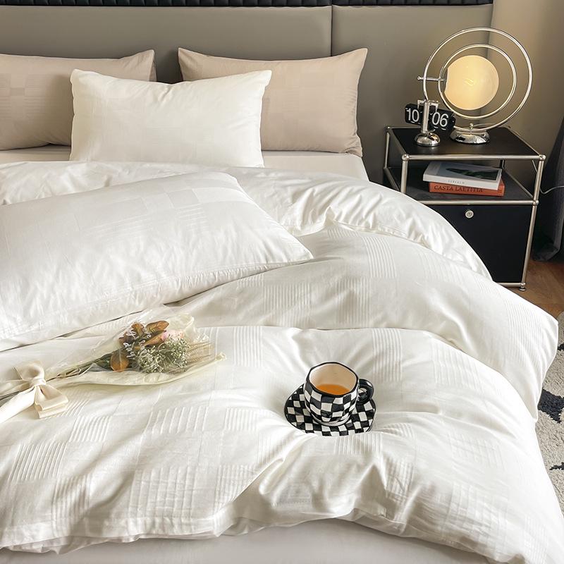 Luxurious Jacquard Cotton 4-Piece Bedding Set: High-Grade Long-Staple Cotton Quilt Cover & Bed Sheet