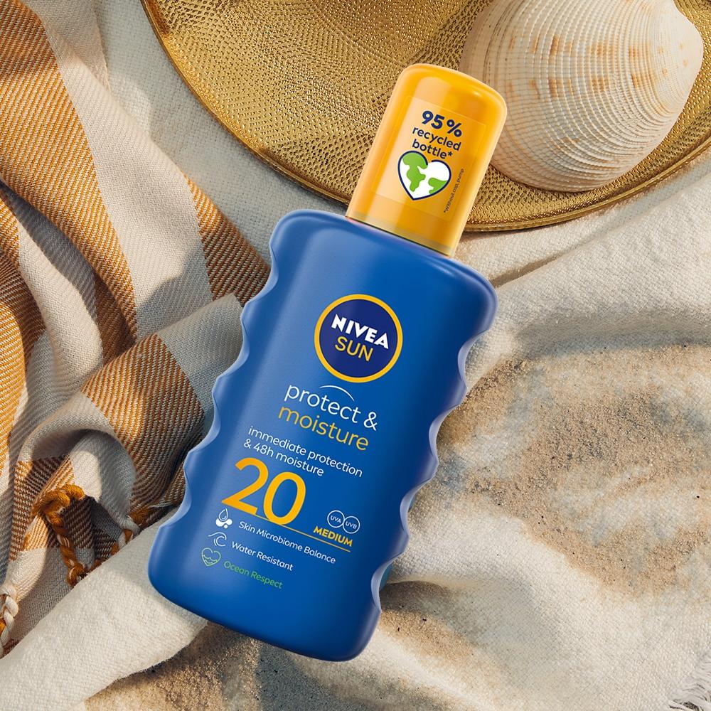 Nivea Protect & Moisture SPF20 Sun Protection Spray