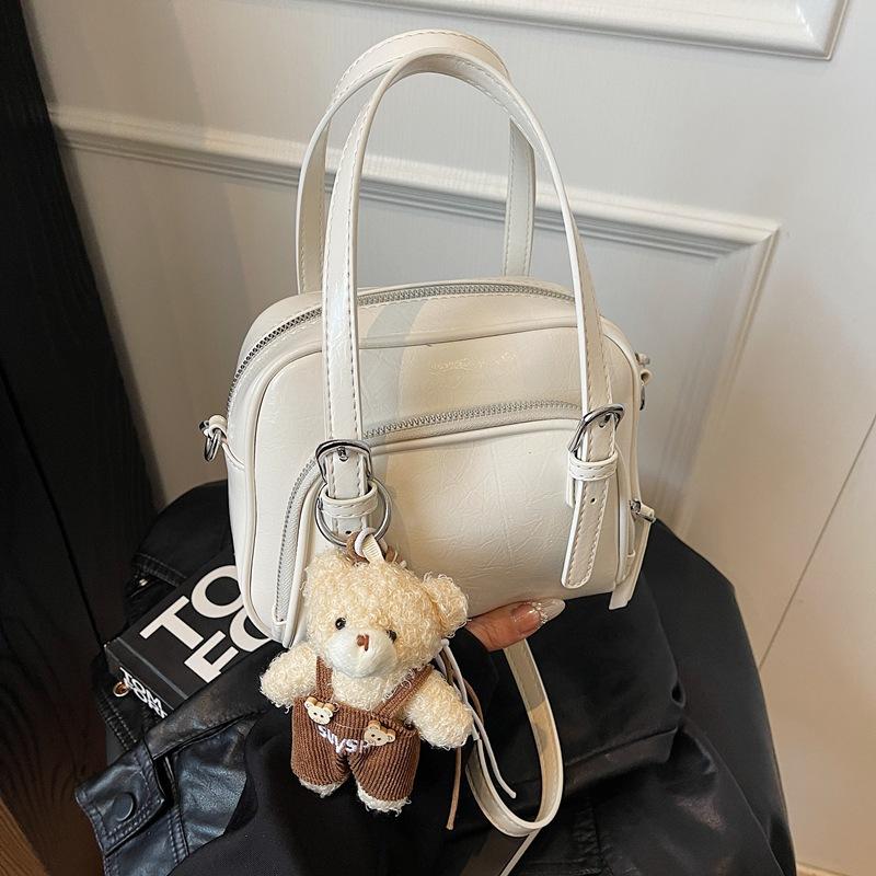 Retro beautiful bag summer women 2025 new trend portable bowling bag casual messenger shell bag