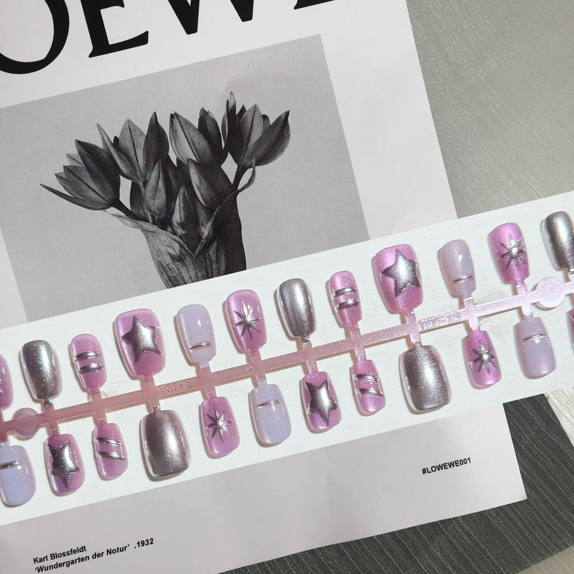 

Ногти накладные Y2K Миллениал Металлик Серебристо-Фиолетовые: Короткий, Милый, Крутой Механический Нейл-арт. Starry Night Dream [All M]