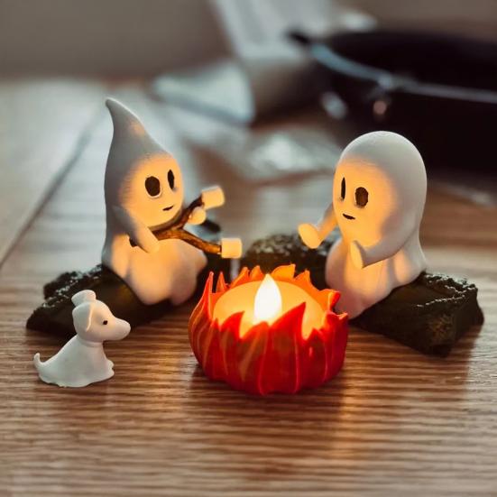 

Призрачный лагерный костер Сцена собрания Смола 2 призрака с кошкой/собакой, делающие сморы Фигурка Мерцающий светодиодный костер Хэллоуин Ночник A