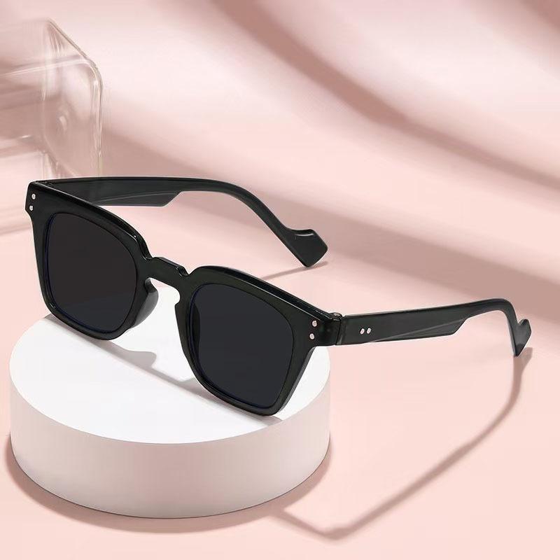 Lunettes de soleil Myopie Cadre Carré Classique Teintes Minimalistes Protection UV Haute Définition Confortables Dioptrie 0 À -4.0