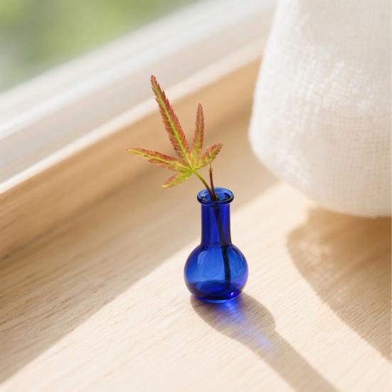 Miniature Vase, Tiny Blue Glass Vase, Small Flower Holder, Cute Mini Vase for Miniature Houses DIY Refrigerator Magnets (Magnets Not Included)