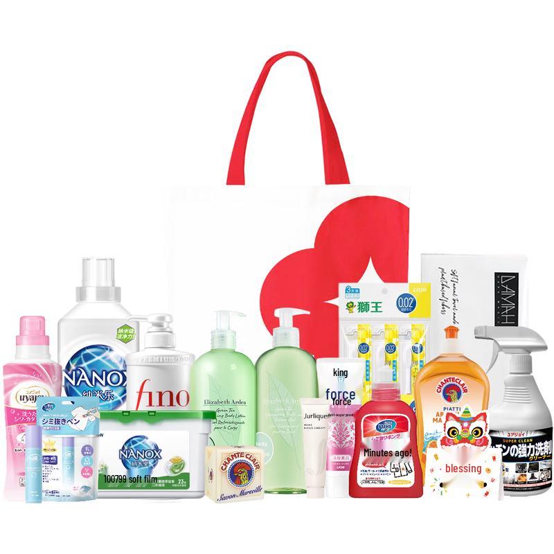 

Lion King Elizabeth Arden Warm Fragrance 15-Piece Wash & Care Set