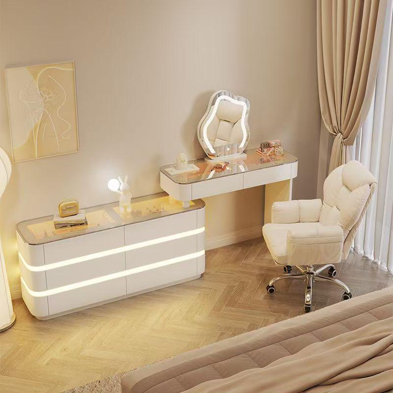 Elegant Solid Wood Vanity Table with Integrated Mirror and Drawers for Bedroom