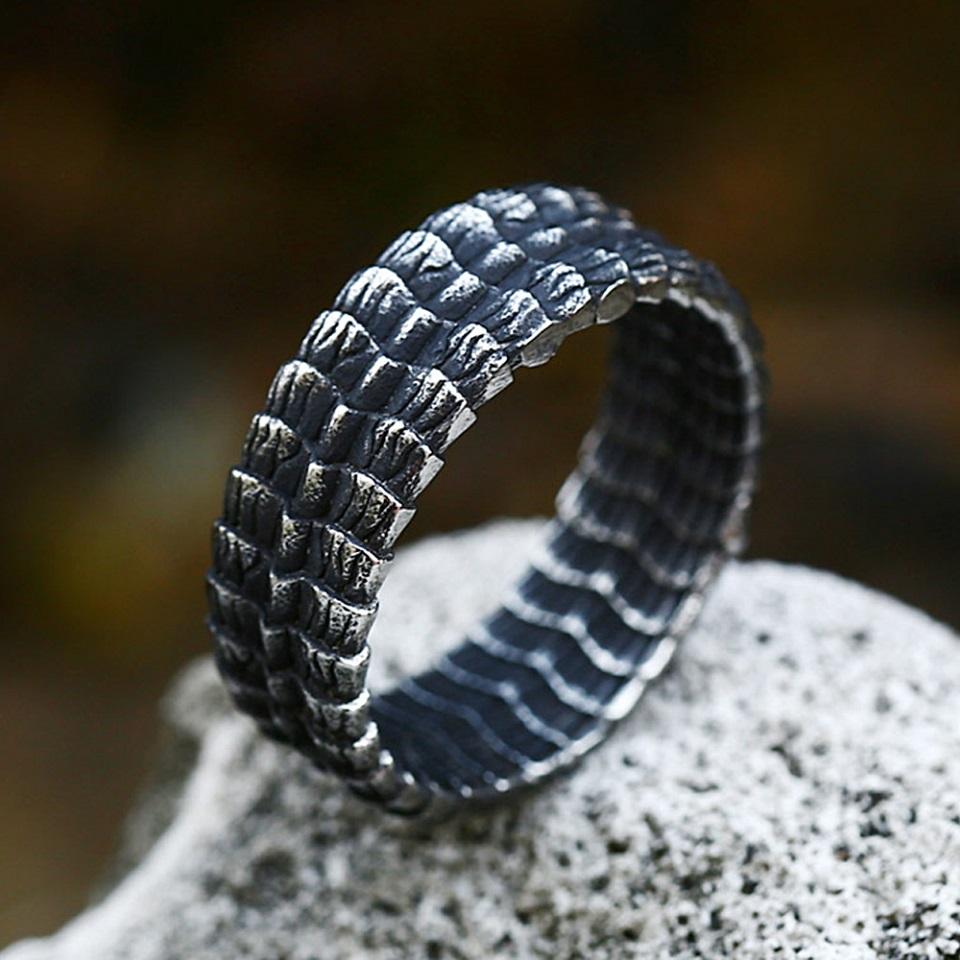 Punk Vintage Stainless Steel Dragon Scale Ring For Men Women Biker Hip Hop Animal Amulet Rings  Jewelry Gifts