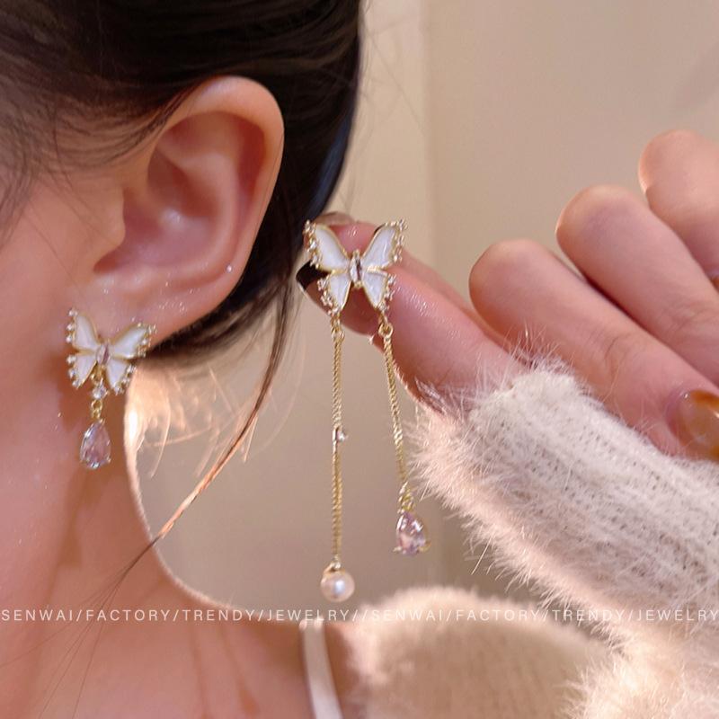 Butterfly zircon fritillary pearl stud earrings female sweet temperament light luxury earrings niche design asymmetrical earrings