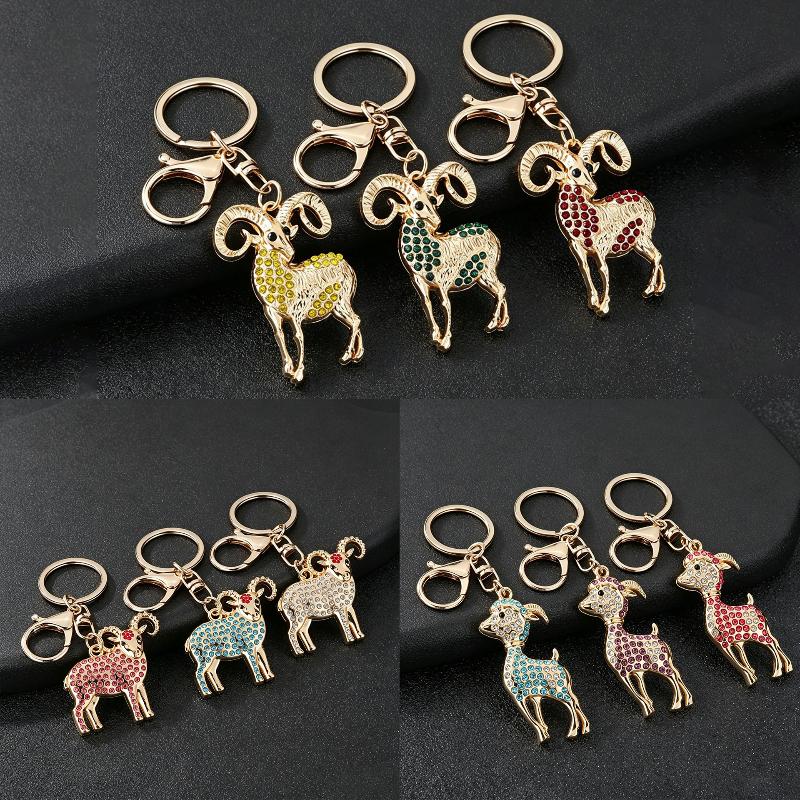 Golden Bighorn Sheep Rhinestone Inlaid Keychain Sturdy Clasp Lightweight Key Ring for Car Key Purse Bag Ornament