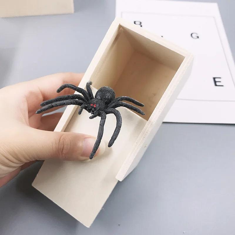 Wooden Prank Trick Surprise Toy Scare Toy Box Gag Spider Pranks Stuff Toys Home Office Kid Friend Play Joke Gift Surprising Box