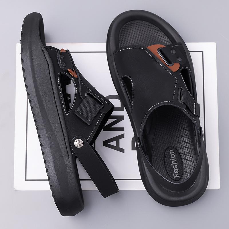 Fashion New Summer Anti-slip Wear-resistant Dual-purpose Beach Shoes for Men Solid Color Fashion Casual Solid Color Leather Sandals Man