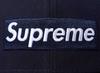 Supreme Box Logo síťovaná záda New Era námořnická (22SS)