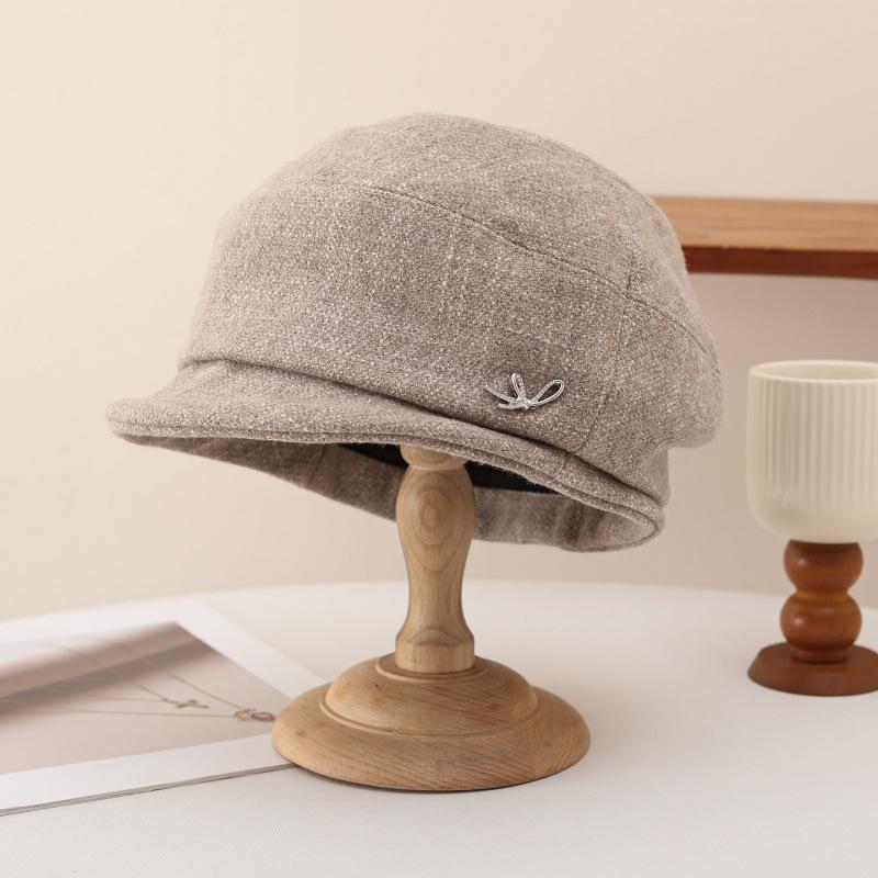 New retro temperament warm cap versatile plain hat autumn and winter fashion women's hat spot