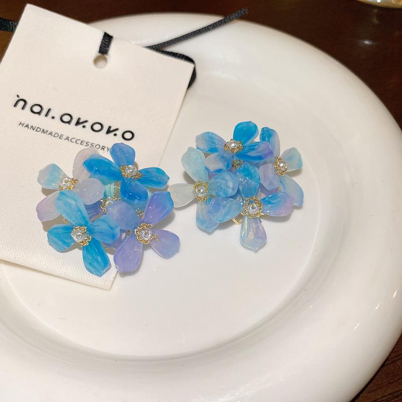 European and American Exaggerated Diamond-encrusted Flower Bow Fringed Earrings Personalized Earrings Internet Celebrity Temperament Earrings