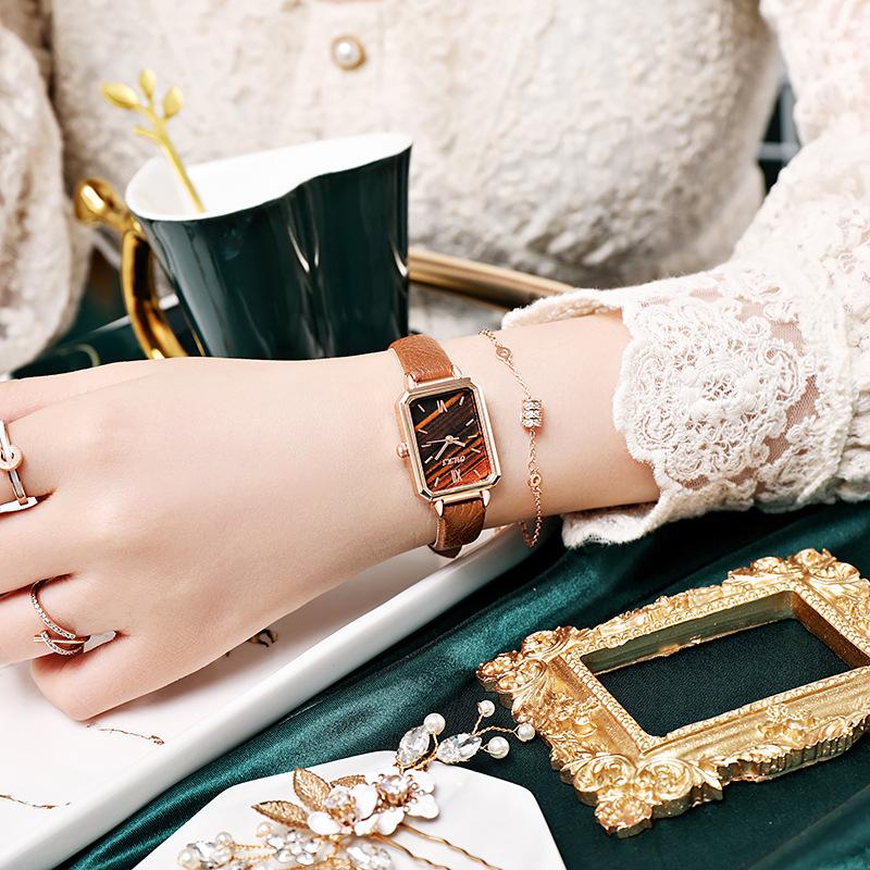 Women's Quartz Wristwatches Rectangle Ladies Fashion Green Clock Top Luxury Gifts Watches for Wife, Family, Friend