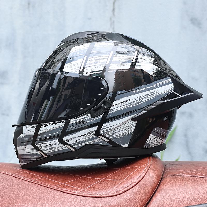 Motorcycle helmet, men's and women's dual lens full face helmet, motorcycle sports car, all season full face helmet DOT