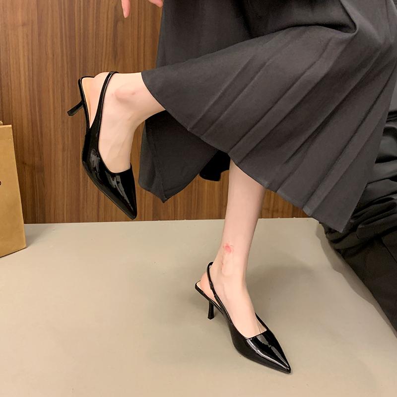 Mode Weiße Baotou Sandalen High Heels 2025 Neu Frühling und Herbst Feine Absätze Spitz Französisch Schwarz Temperament Einzelne Schuhe mit Rock