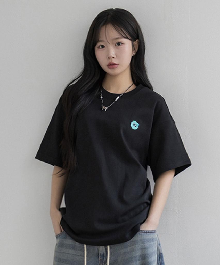 Ejeuaiwon Minty Face Regular Fit Short Sleeve T-Shirt