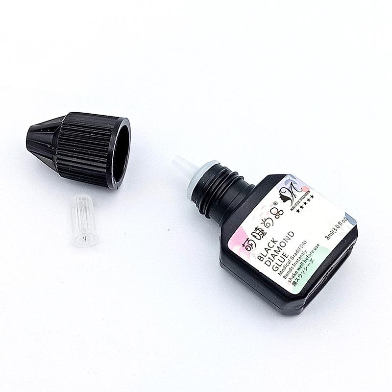 Natural Low-Odor Low-Irritation Eyelash Glue - Non-Hardening & Gentle