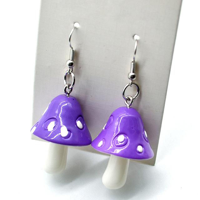 New Fashion Cute White Cloud Stud Earrings Delicate Mushroom Clouds for Women Girls Ear Jewelry Wholesale Gifts Bear