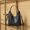 Large-capacity Bag, High-end Commuting Single-shoulder Bag, Casual Tote Bucket Bag