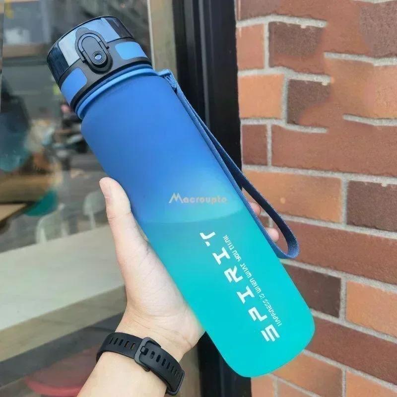 2025 New Model 650ml Liter Large Capacity Sports Water Bottle Leak Proof Colorful Plastic Cup Drinking Outdoor Travel Portable