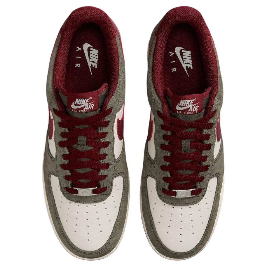 Nike Air Force 1 07 LV8 Cachi Cargo Rosso Scuro Team Sneakers Unisex Grigio Avorio Pallido FQ8714-302