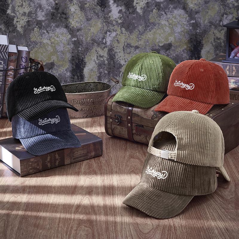 Новая осенне-зимняя ретро вельветовая кепка с вышитыми буквами «уличная сотня» — фото 4