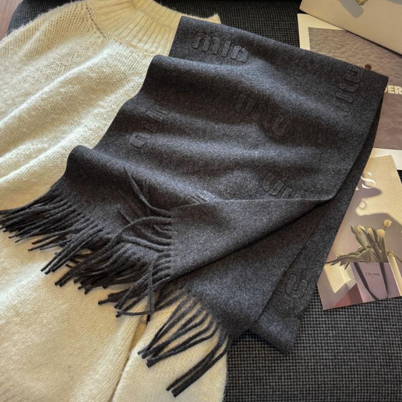 Popular Embossed Letter Wool Blended Scarf, Women's High-end Fringed Shawl, Youthful Vitality and Warm Scarf
