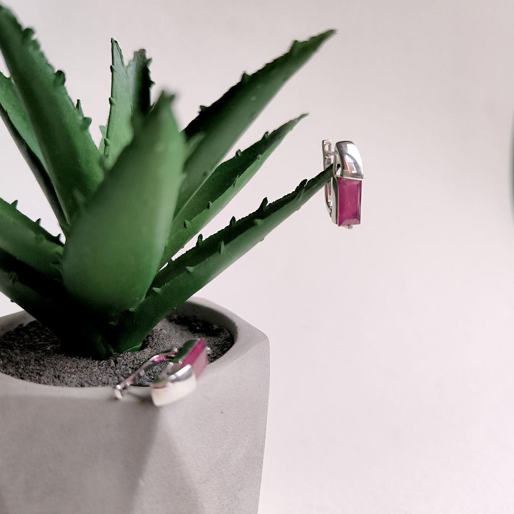 Srebrne kolczyki z naturalnym rubinem 3.231ct (2167341)