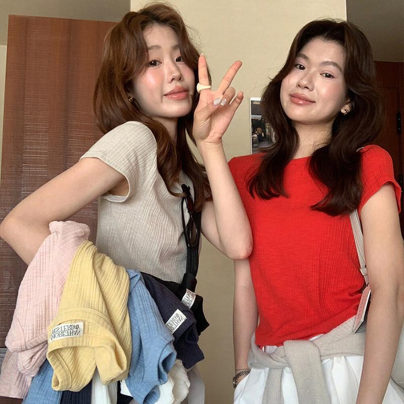 Korean pink Xiaofei sleeve front shoulder knitted short-sleeved T-shirt women's summer spice girl slim-fit short t-shirt temperament top