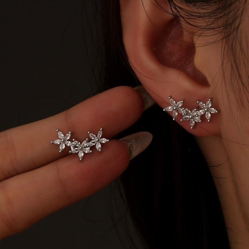 Luxury Sparkling Women'S Cubic Zirconia Stud Earrings Gorgeous Female Wedding Party Fashion Ear Piercing Accessories New Jewelry
