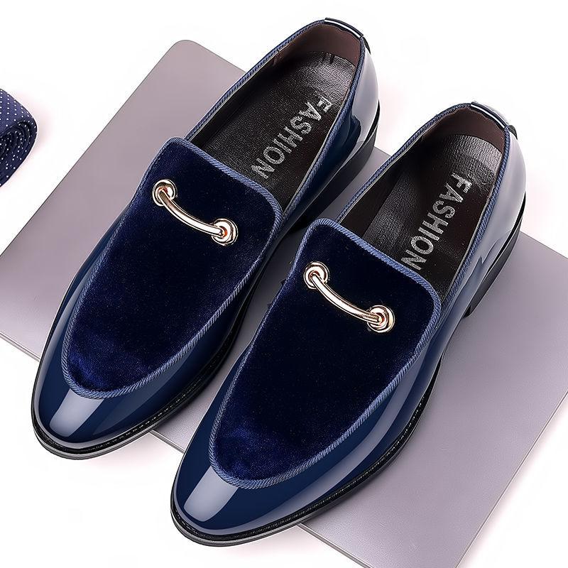 Men Dress Shoes Business Formal Men Loafers Men Winter Breathable Plus Velvet Warm British Black Round Head Wedding Shoes