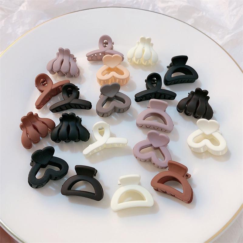 Frosted Butterfly Hairpin: Small Shark Clip for Half-Tied Hairstyles