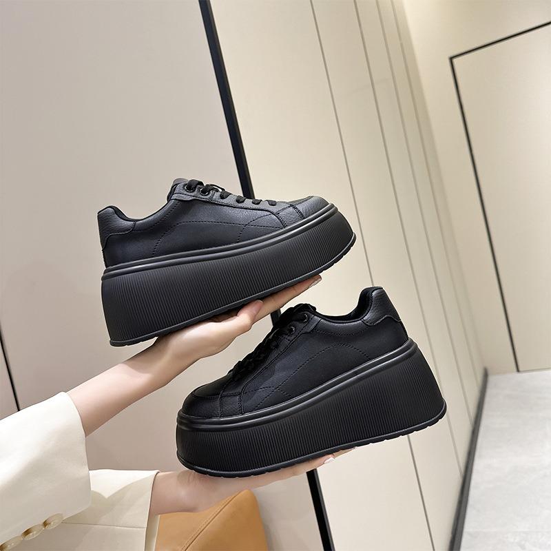 Thick-soled Heightening Women's Shoes Casual Sports Shoes Small Heightening Lightweight Student Board Shoes Women's Little White Shoes