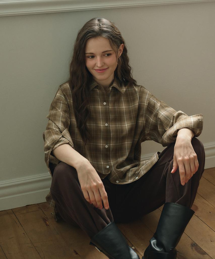Eosseu Check Oversized Shirt (Beige)