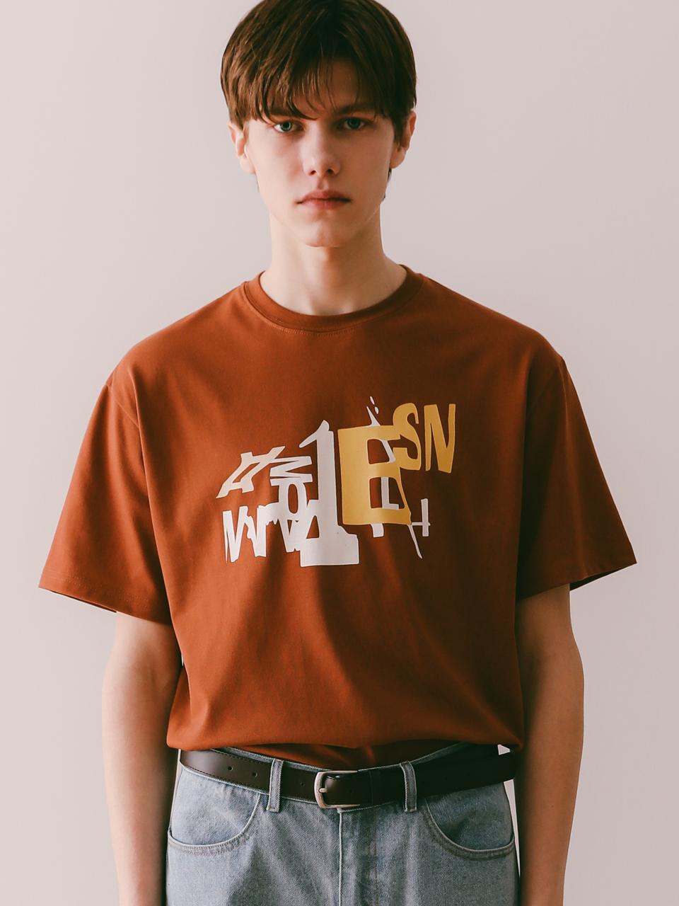Iesn Artwork Short Sleeve T-Shirt Brown L